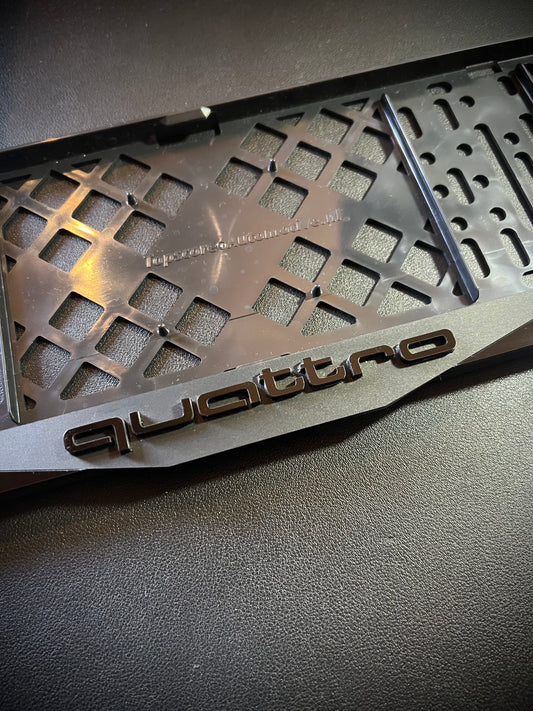 Audi Quattro : Kentekenplaat Houder
