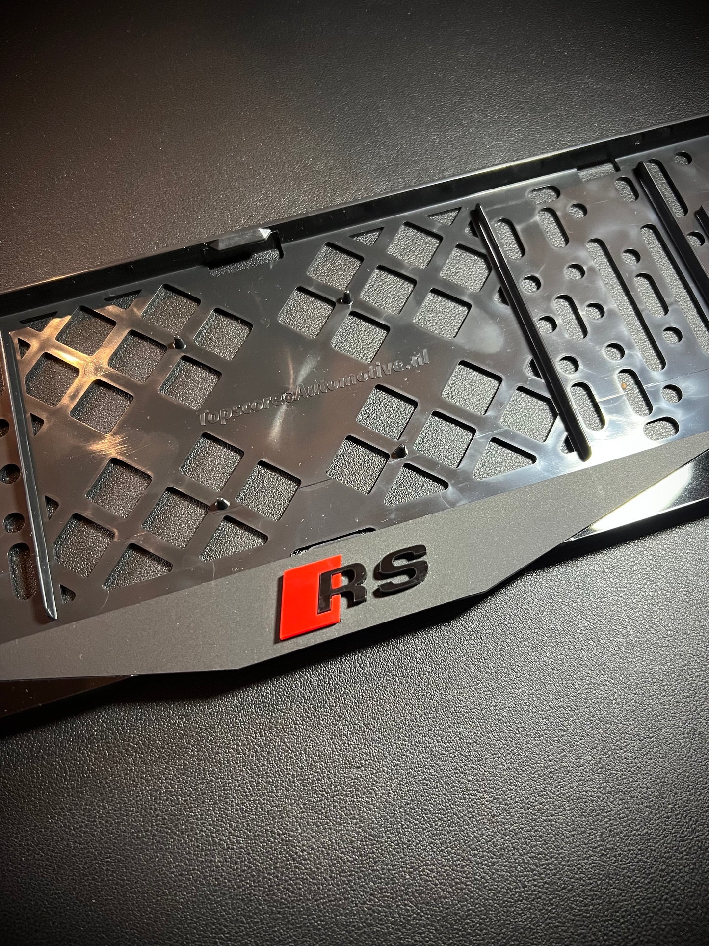 Audi RS : Kentekenplaathouder