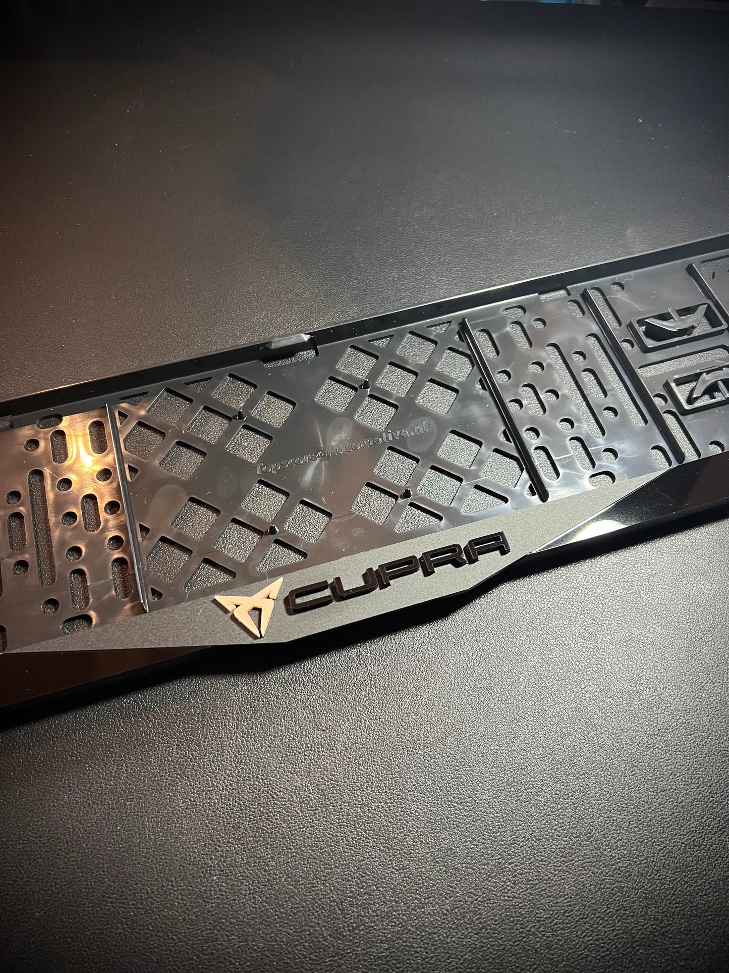 Cupra Brons : Kentekenplaathouder - Street